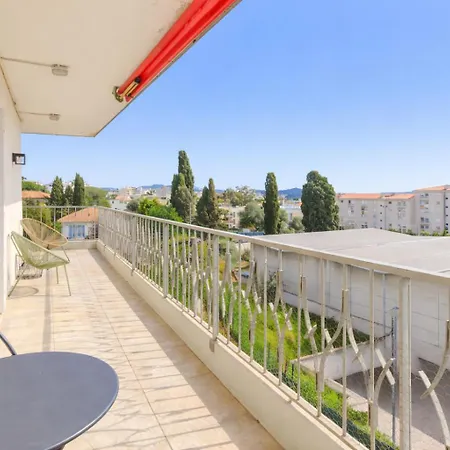 Jeanne Darc - Spacieux, 6 Personnes, Vue Mer, Terrasse, Familial Antibes